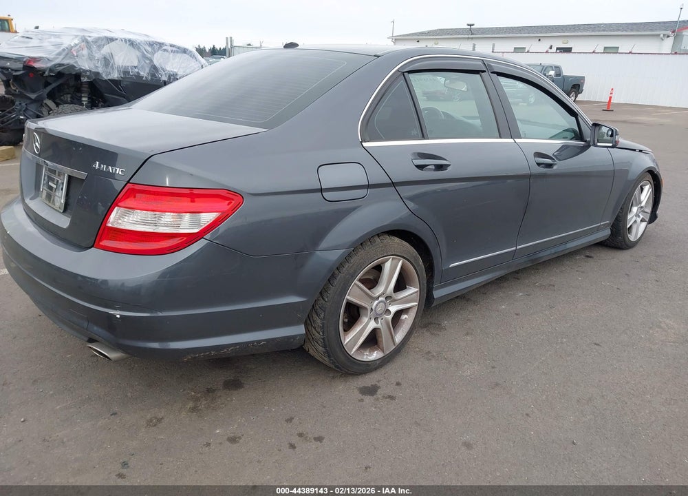 2011 MERCEDES-BENZ C 300 SPORT 4MATIC VIN: WDDGF8BB3BR134550