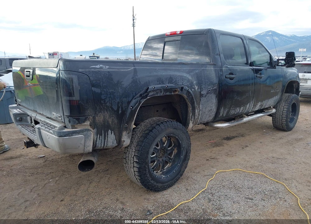 2007 GMC SIERRA 2500HD SLE2 VIN: 1GTHK23687F538428