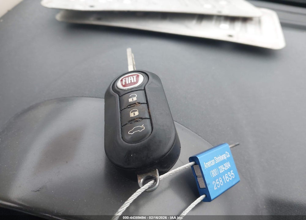 2015 FIAT 500 POP VIN: 3C3CFFAR9FT750394