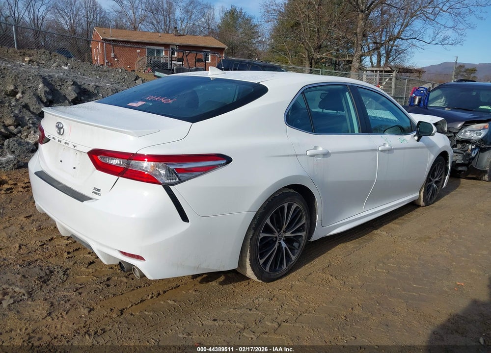 2020 TOYOTA CAMRY SE AWD VIN: 4T1M11BK4LU009084