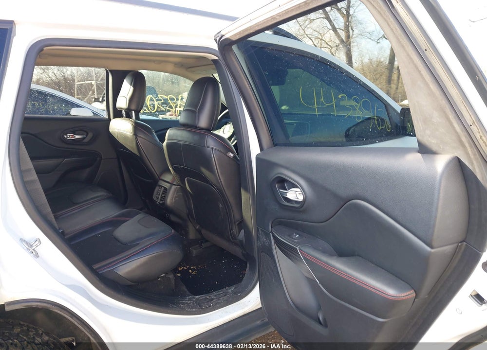 2015 JEEP CHEROKEE TRAILHAWK VIN: 1C4PJMBS2FW502225