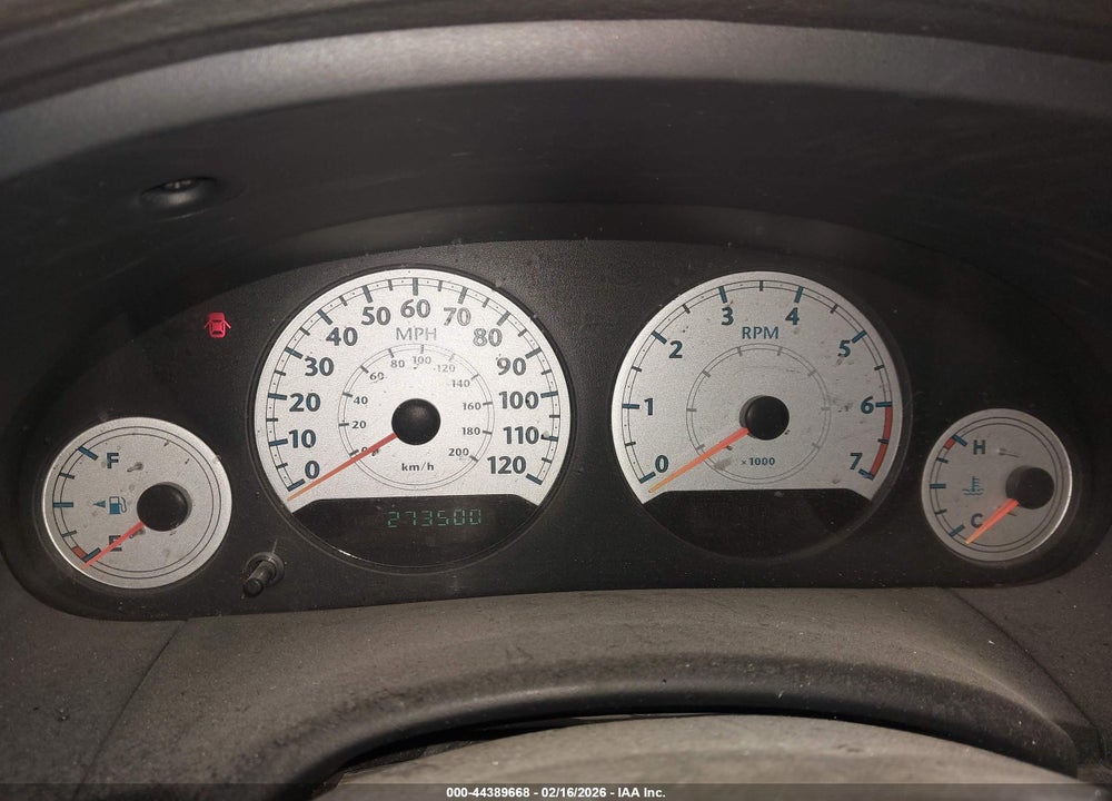 2005 CHRYSLER TOWN & COUNTRY TOURING VIN: 2C4GP54L25R568176