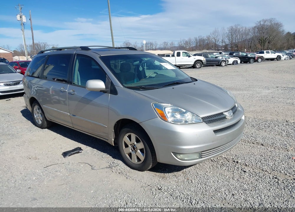 2004 TOYOTA SIENNA XLE VIN: 5TDZA22C24S201103