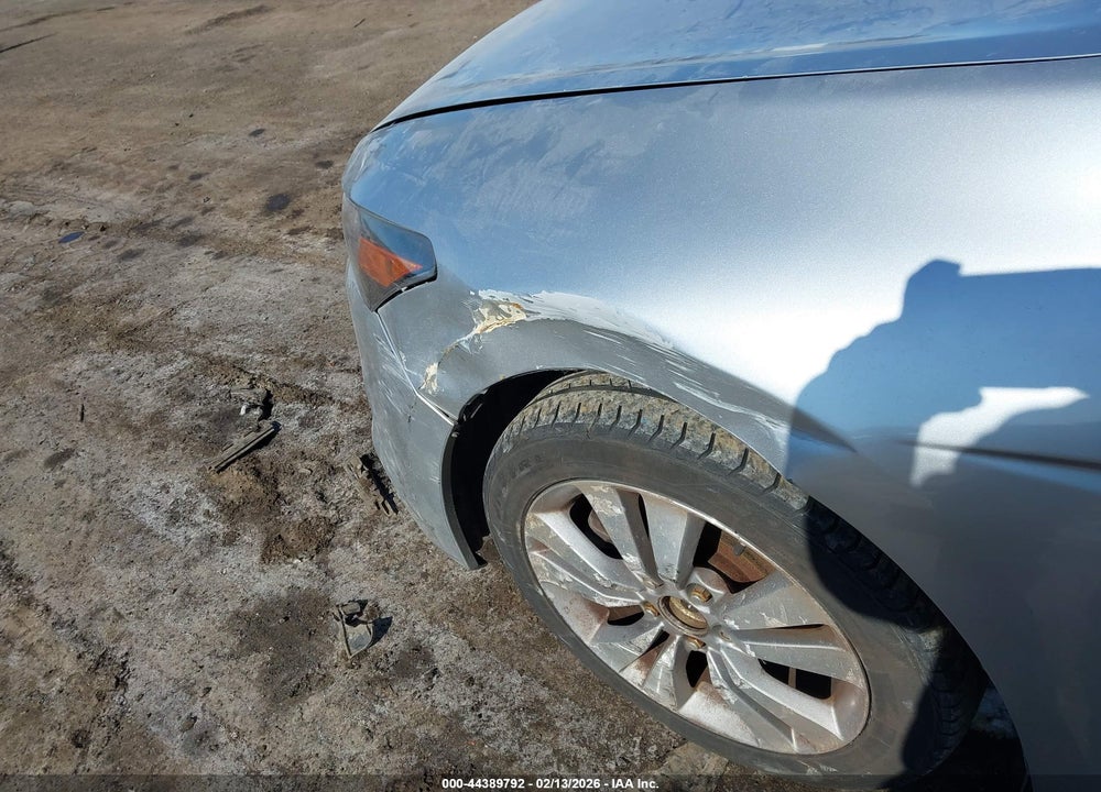 2009 HONDA ACCORD 2.4 EX VIN: 1HGCS12749A026746