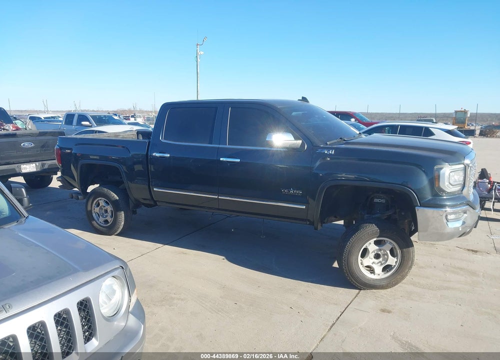 2018 GMC SIERRA 1500 SLT VIN: 3GTU2NEC1JG262926