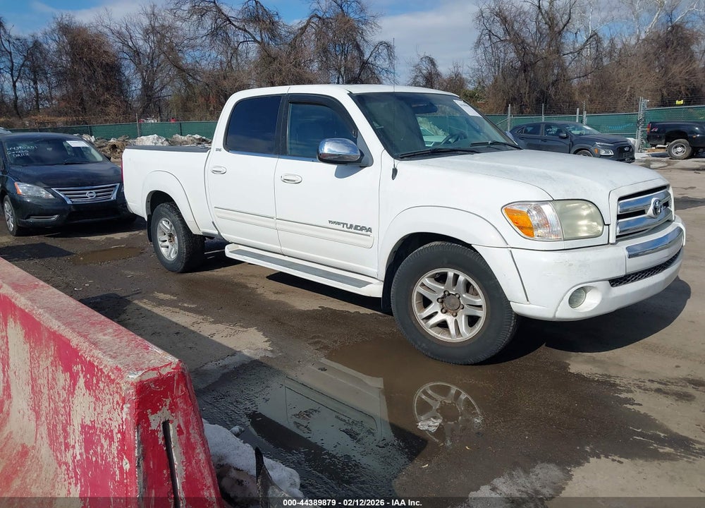 2005 TOYOTA TUNDRA SR5 V8 VIN: 5TBDT441X5S471184