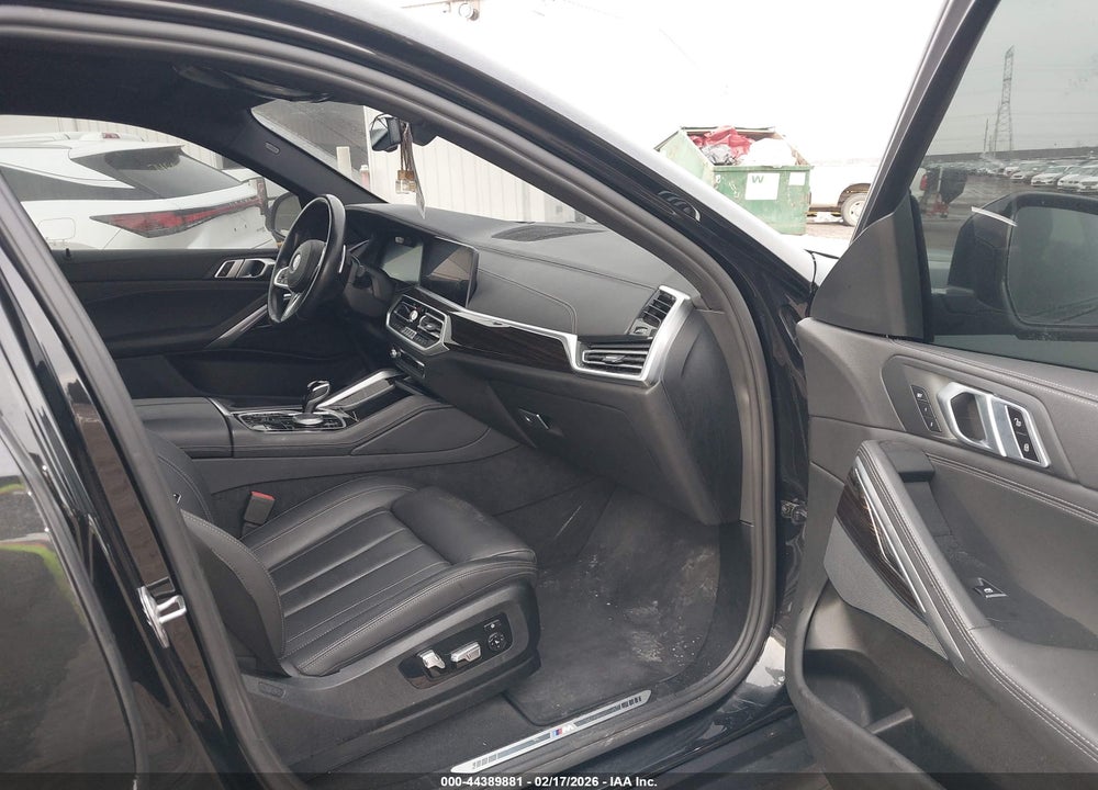2021 BMW X6 XDRIVE40I VIN: 5UXCY6C03M9G82802