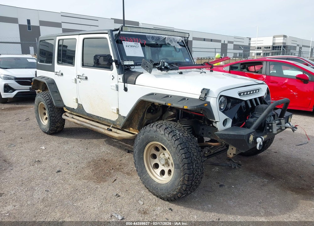 2014 JEEP WRANGLER UNLIMITED SPORT VIN: 1C4BJWDG7EL210262