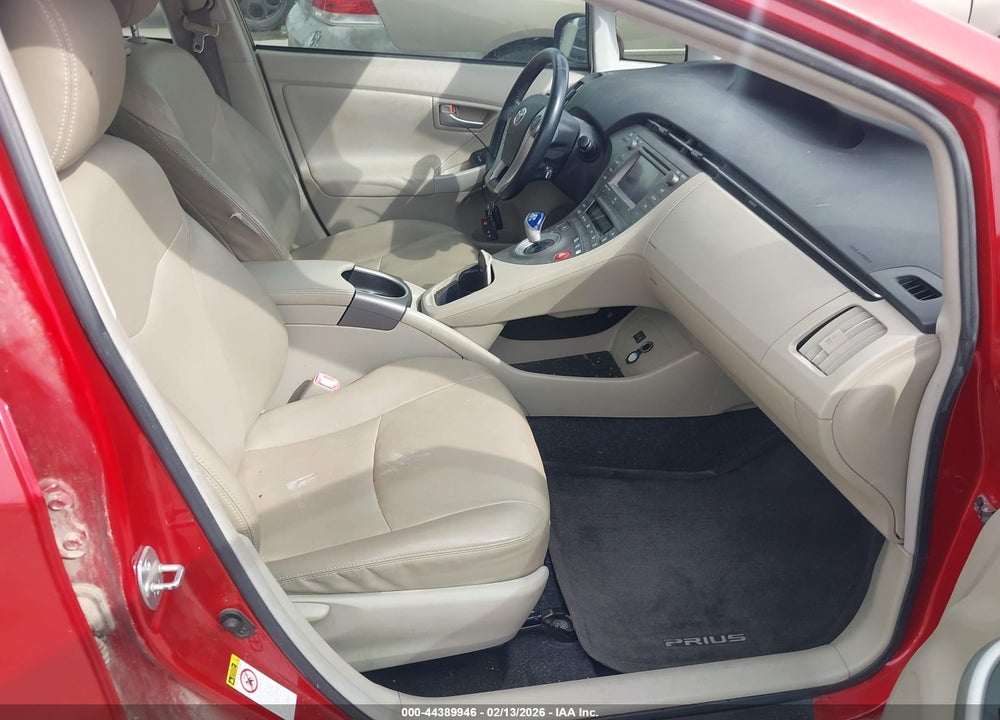 2013 TOYOTA PRIUS FOUR VIN: JTDKN3DU2D1629526
