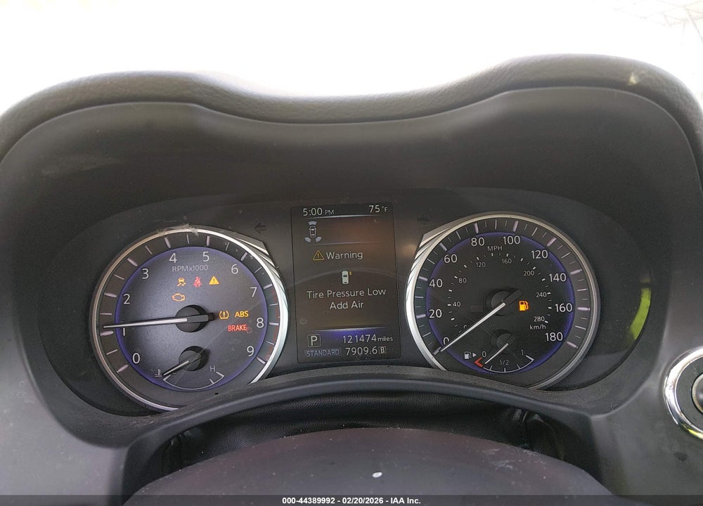 2017 INFINITI Q50 3.0T PREMIUM VIN: JN1EV7AR4HM840318