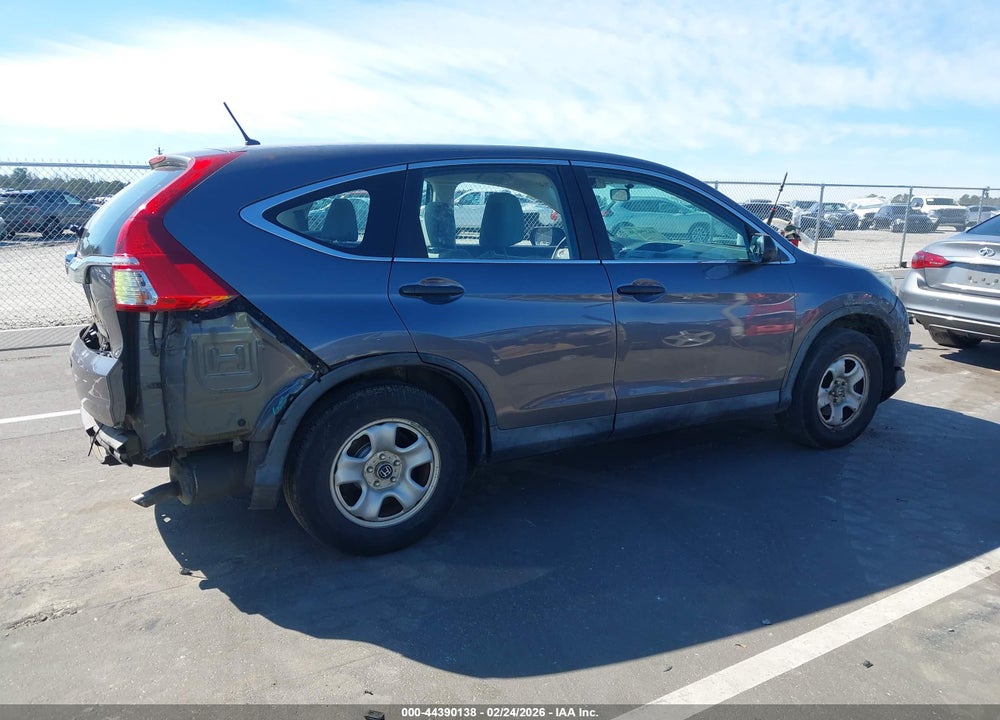 2015 HONDA CR-V LX VIN: 2HKRM3H3XFH556937