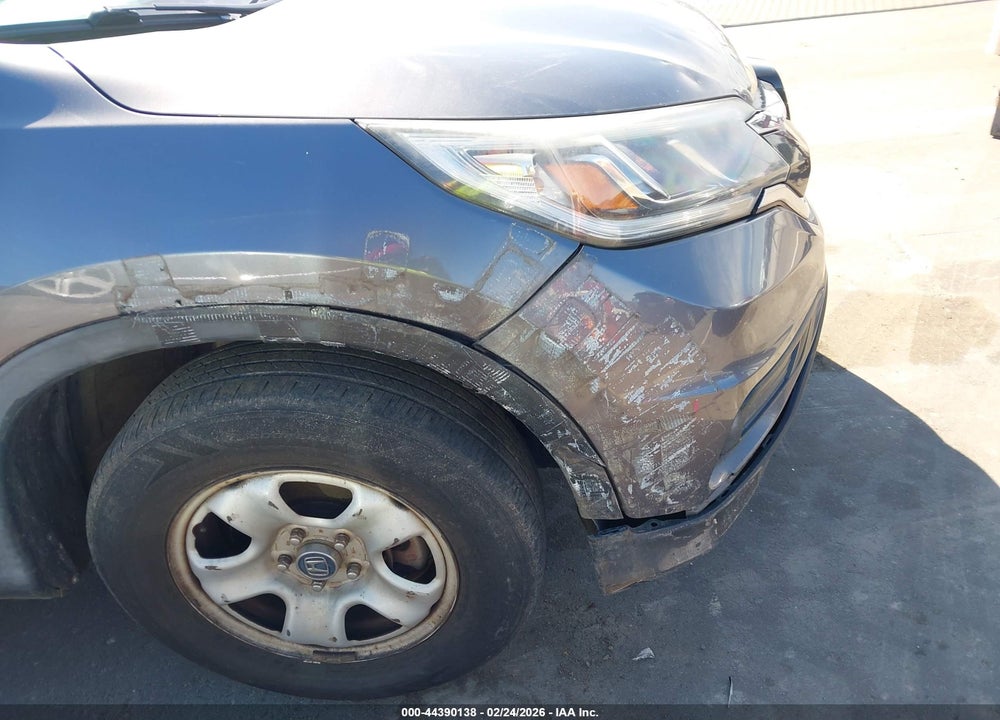 2015 HONDA CR-V LX VIN: 2HKRM3H3XFH556937