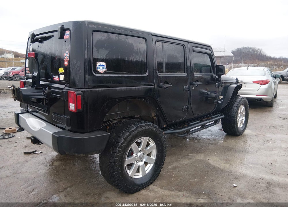 2015 JEEP WRANGLER UNLIMITED SAHARA VIN: 1C4BJWEG1FL531827