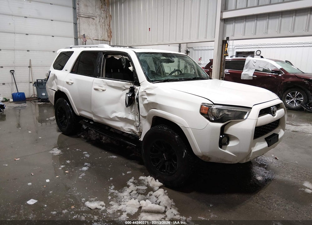2017 TOYOTA 4RUNNER SR5 PREMIUM VIN: JTEBU5JR3H5431370
