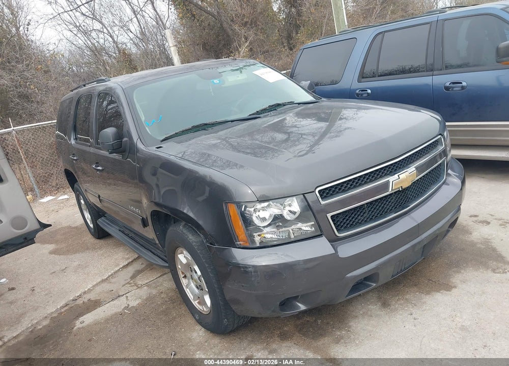 2011 CHEVROLET TAHOE LS VIN: 1GNSCAE09BR225716