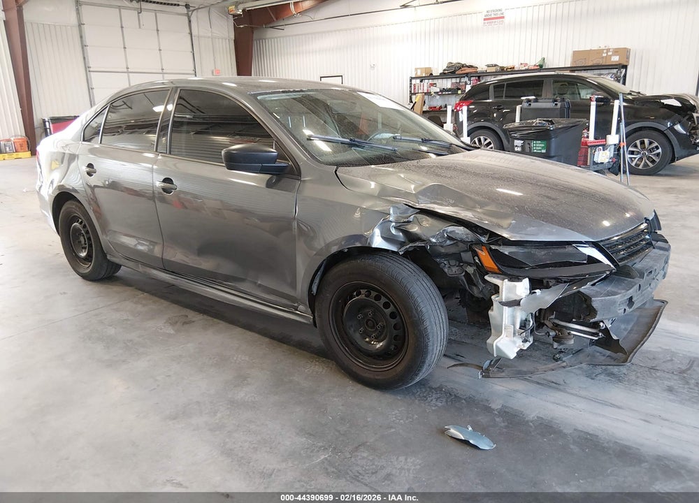 2013 VOLKSWAGEN JETTA 2.0L S VIN: 3VW1K7AJ2DM390629
