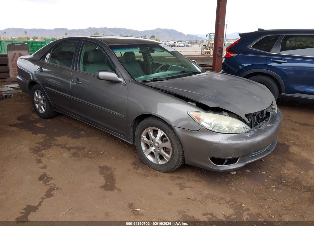 2005 TOYOTA CAMRY XLE V6 VIN: 4T1BF32K15U598019