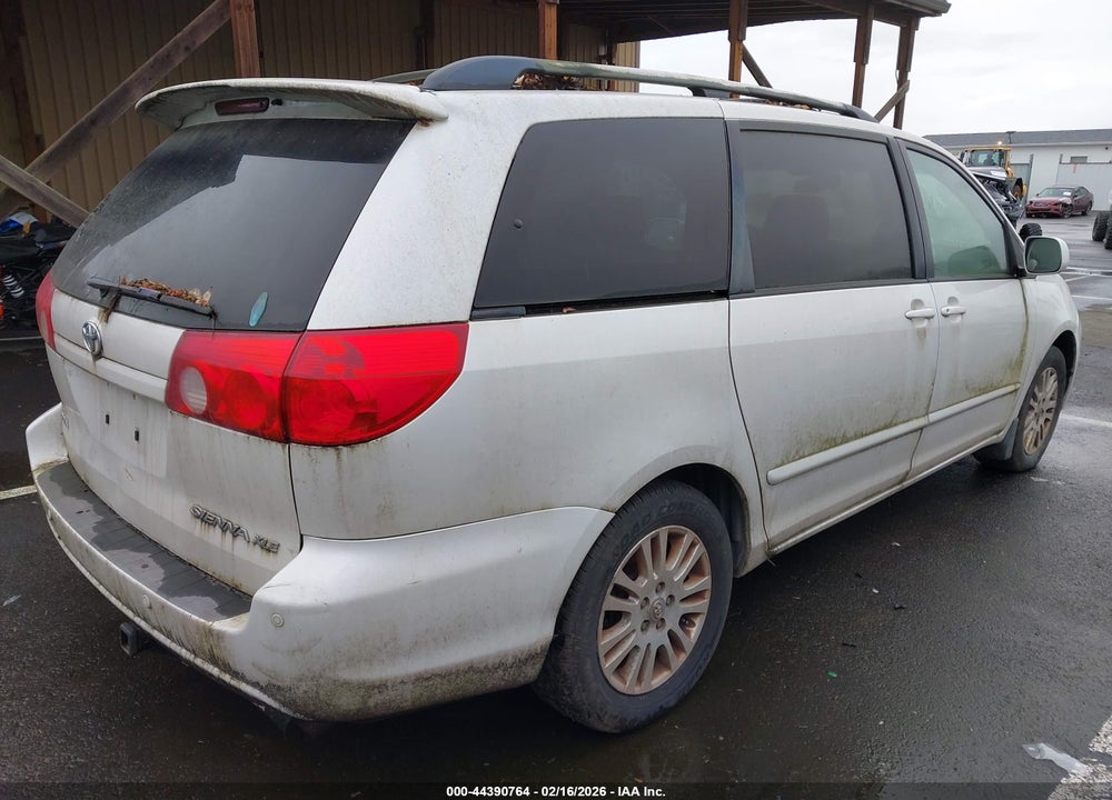 2008 TOYOTA SIENNA XLE VIN: 5TDZK22C28S101487
