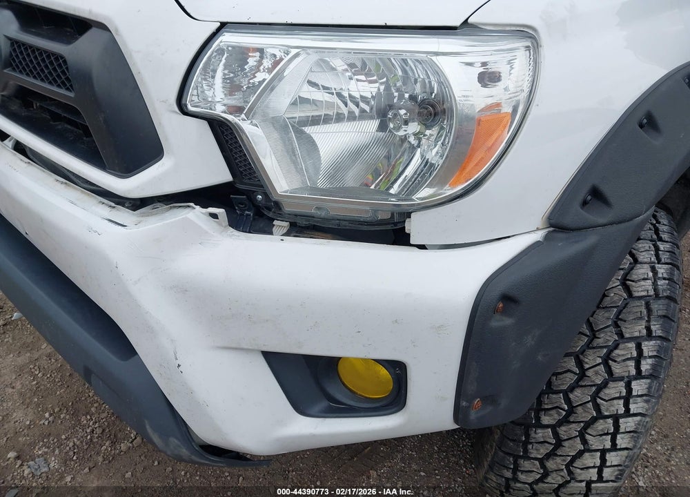2015 TOYOTA TACOMA BASE V6 VIN: 5TFLU4EN8FX118794