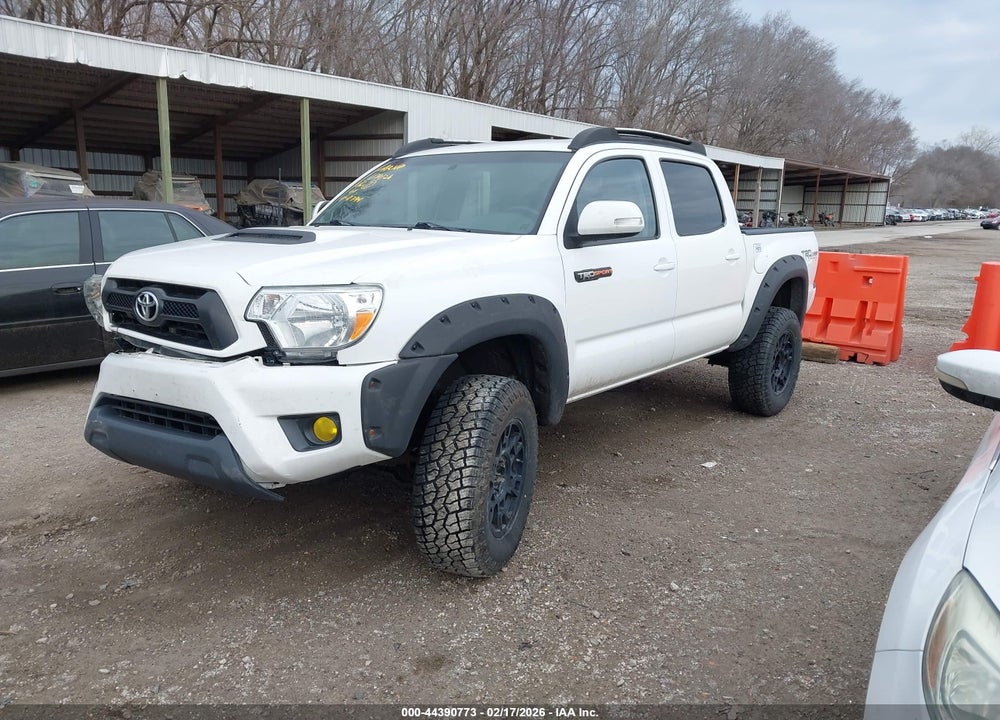 2015 TOYOTA TACOMA BASE V6 VIN: 5TFLU4EN8FX118794
