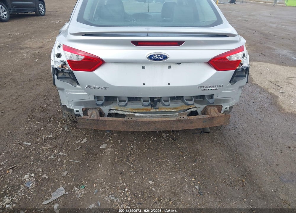 2014 FORD FOCUS TITANIUM VIN: 1FADP3J26EL136157