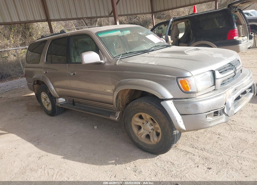 2002 TOYOTA 4RUNNER SR5 V6 VIN: JT3GN86R820241526