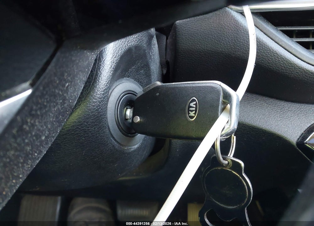 2019 KIA FORTE S VIN: 3KPF34AD0KE006353
