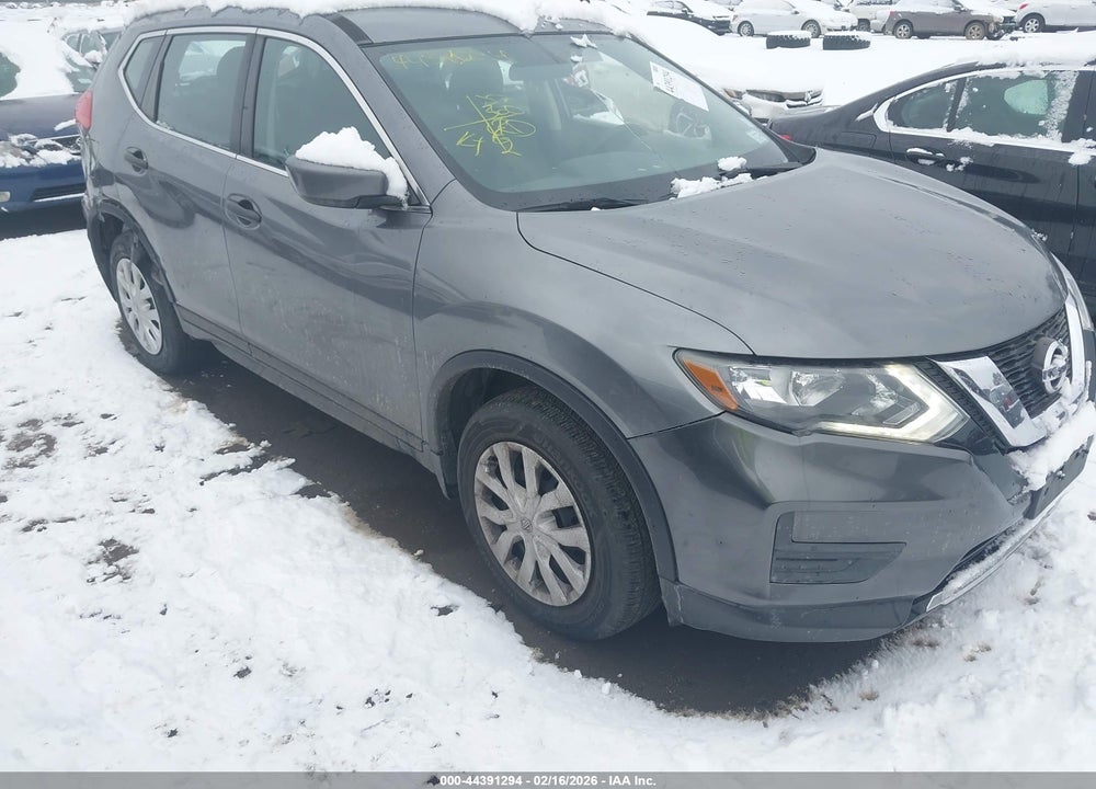 2017 NISSAN ROGUE S VIN: 5N1AT2MV1HC783915