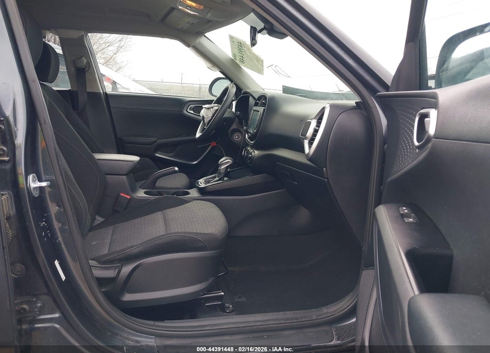 2020 KIA SOUL S VIN: KNDJ23AU3L7014990