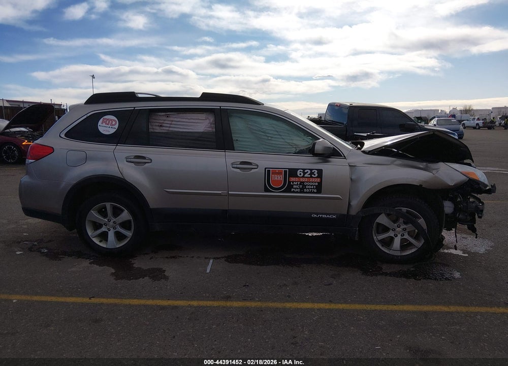 2014 SUBARU OUTBACK 3.6R LIMITED VIN: 4S4BRDLC6E2289887