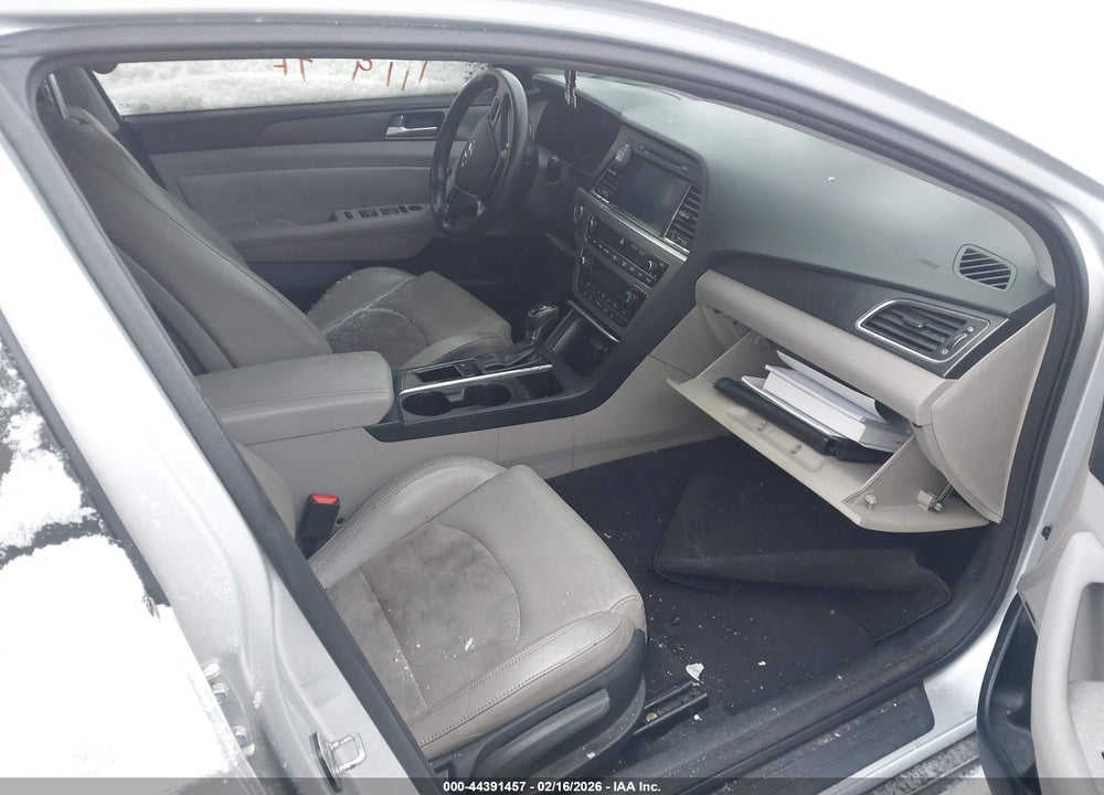 2015 HYUNDAI SONATA SPORT VIN: 5NPE34AF8FH224054