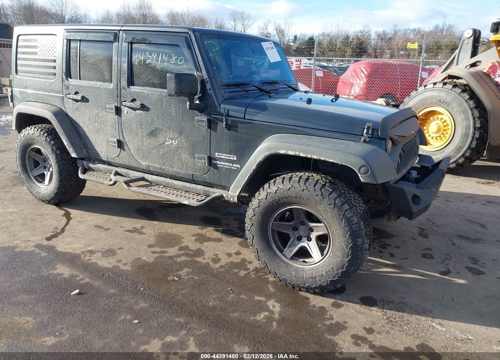 2017 JEEP WRANGLER UNLIMITED SPORT 4X4 VIN: 1C4BJWDG8HL578177