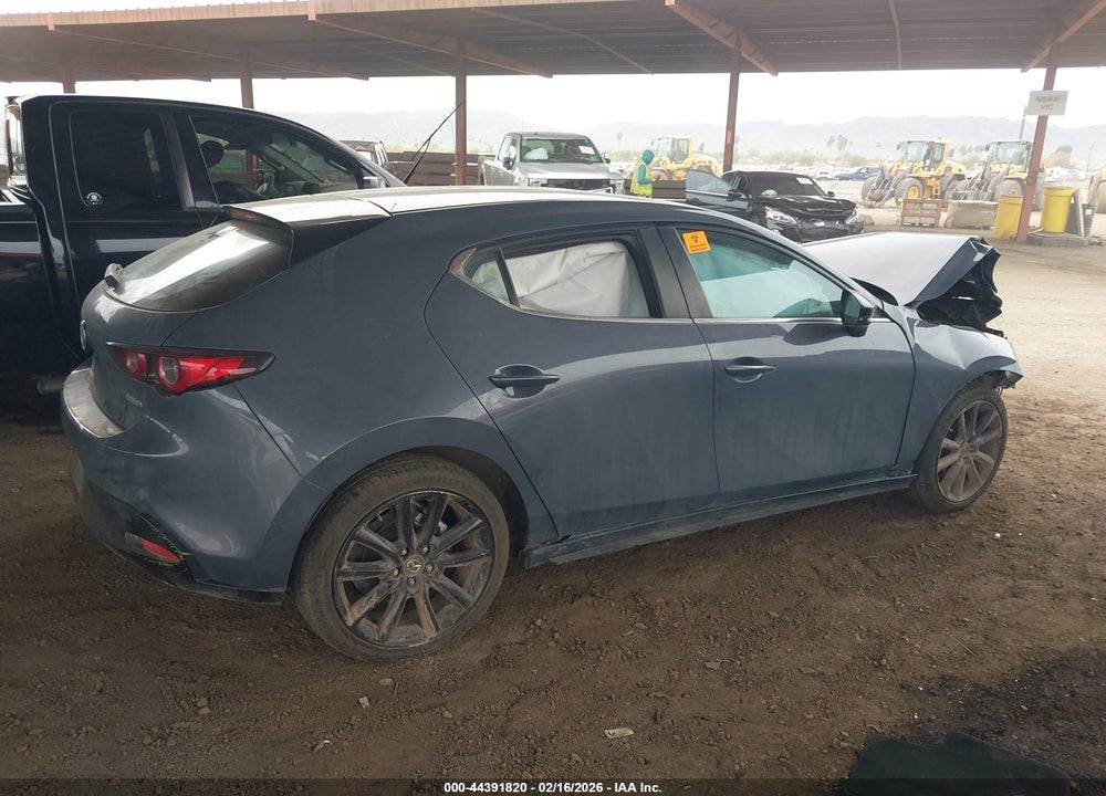 2024 MAZDA 3 2.5 S CARBON EDITION VIN: JM1BPBLM5R1708900