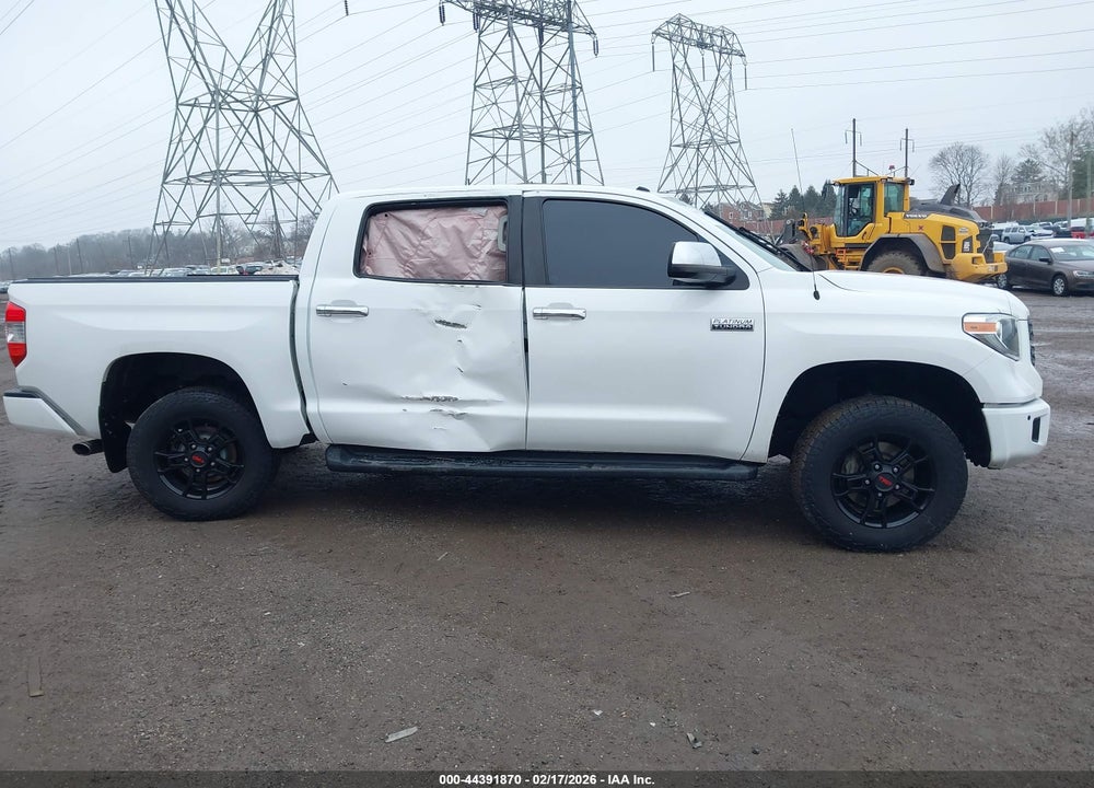 2019 TOYOTA TUNDRA PLATINUM 5.7L V8 VIN: 5TFAY5F17KX853788