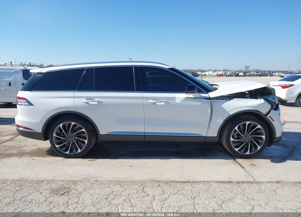 2022 LINCOLN AVIATOR RESERVE VIN: 5LM5J7WC4NGL08583