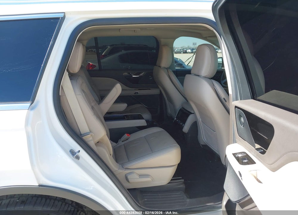 2022 LINCOLN AVIATOR RESERVE VIN: 5LM5J7WC4NGL08583