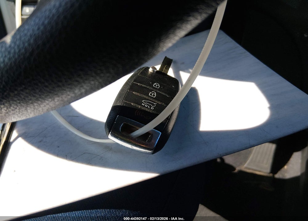 2019 KIA SORENTO 2.4L LX VIN: 5XYPG4A31KG576283