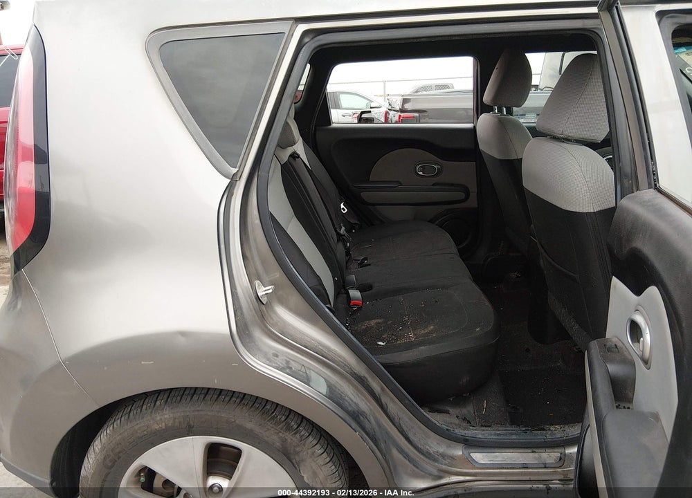 2014 KIA SOUL VIN: KNDJN2A24E7057706