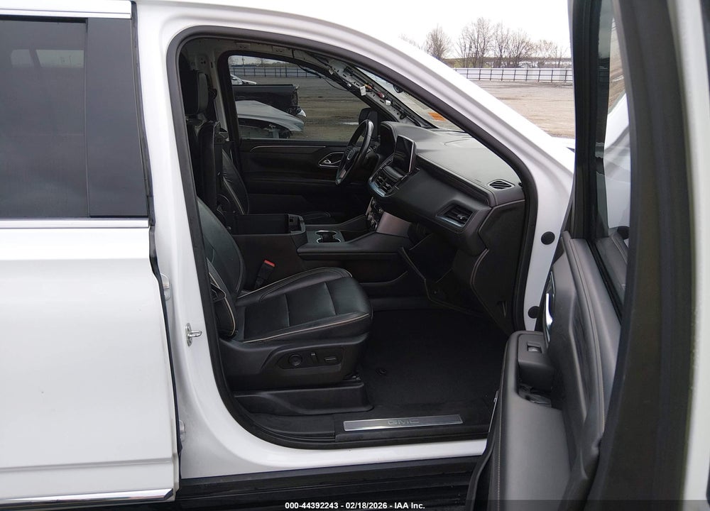 2021 GMC YUKON XL 2WD SLT VIN: 1GKS1GKD2MR245483