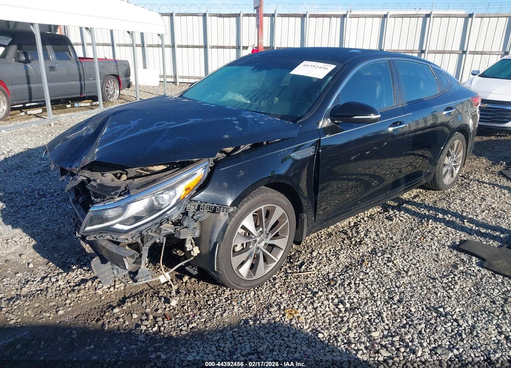 2019 KIA OPTIMA S VIN: 5XXGT4L31KG288258
