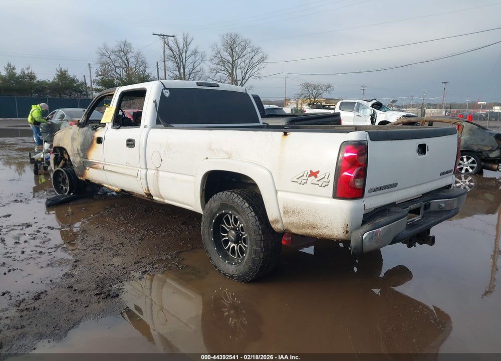 2005 CHEVROLET SILVERADO 2500HD LS VIN: 1GCHK23275F842277