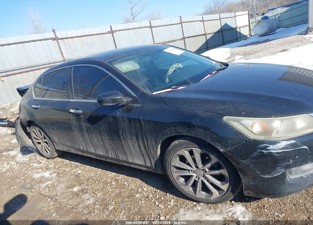 2015 HONDA ACCORD SPORT VIN: 1HGCR2F58FA271748