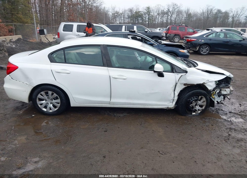 2012 HONDA CIVIC LX VIN: 19XFB2F57CE381618