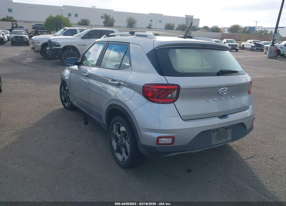 2023 HYUNDAI VENUE SEL VIN: KMHRC8A33PU220897