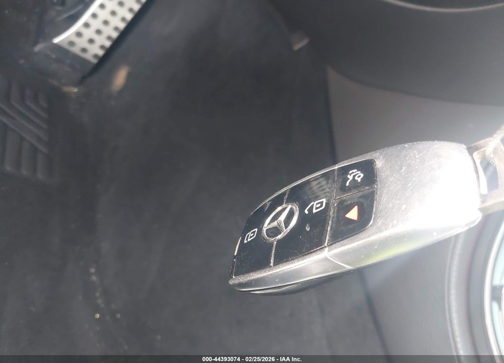 2018 MERCEDES-BENZ E 400 VIN: WDD1J6FB5JF011044