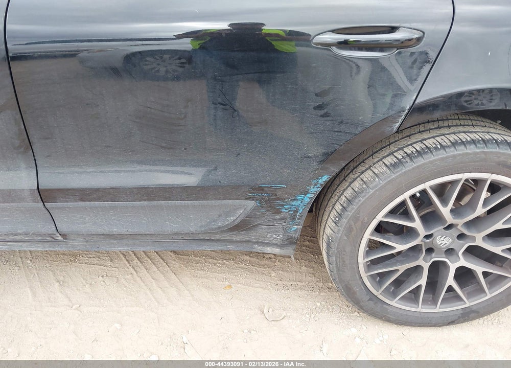 2018 PORSCHE MACAN VIN: WP1AA2A58JLB19159