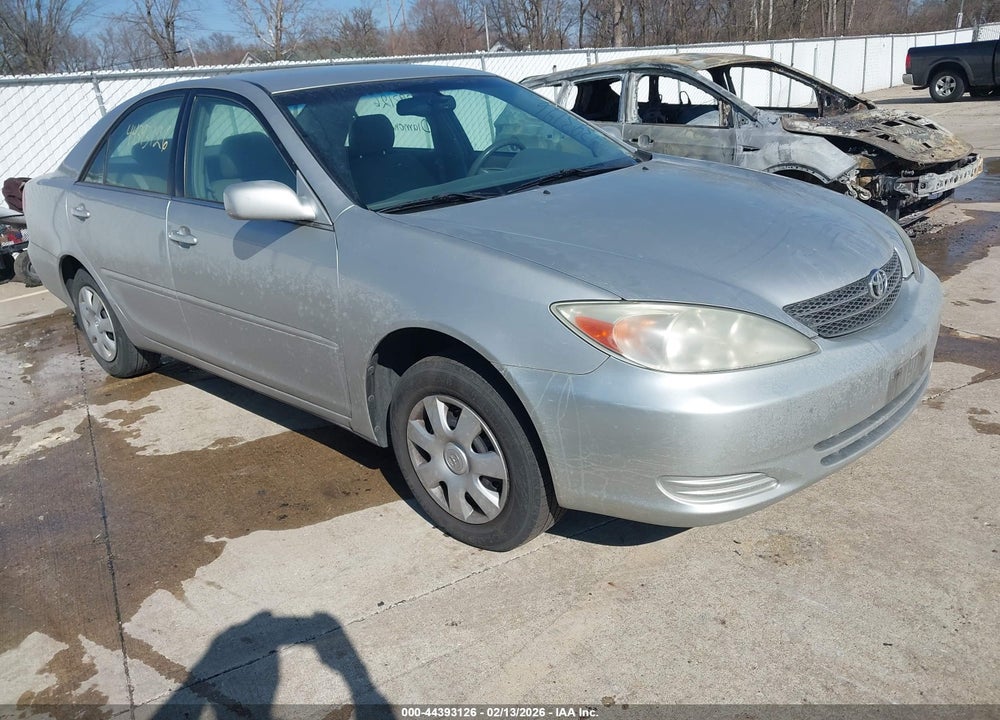 2004 TOYOTA CAMRY LE VIN: 4T1BE32K54U371529