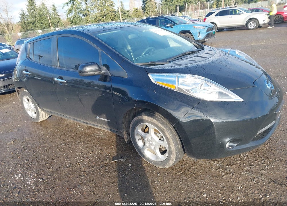 2015 NISSAN LEAF SV VIN: 1N4AZ0CP3FC301832