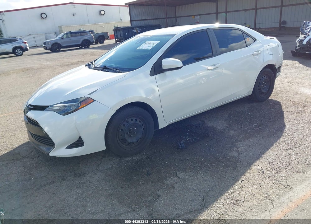 2018 TOYOTA COROLLA LE VIN: 5YFBURHEXJP850839