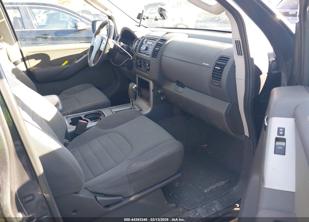 2011 NISSAN PATHFINDER S VIN: 5N1AR1NB3BC629095